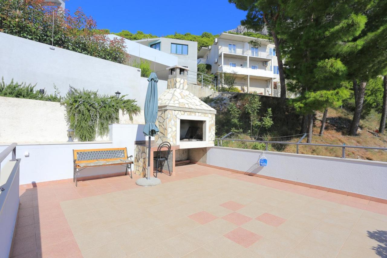 Apartments By The Sea Brela, Makarska - 6688 Exteriör bild