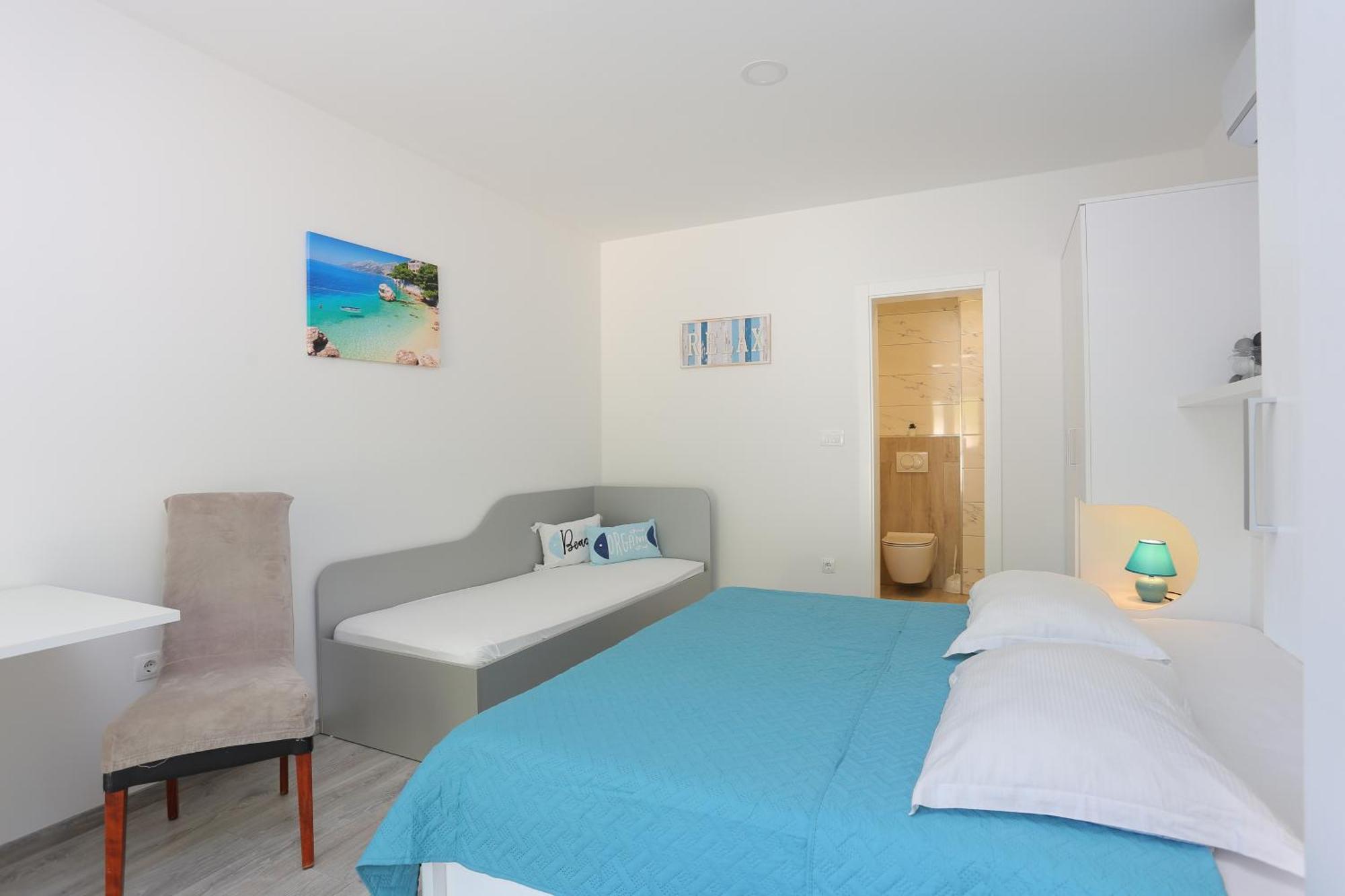 Apartments By The Sea Brela, Makarska - 6688 Rum bild