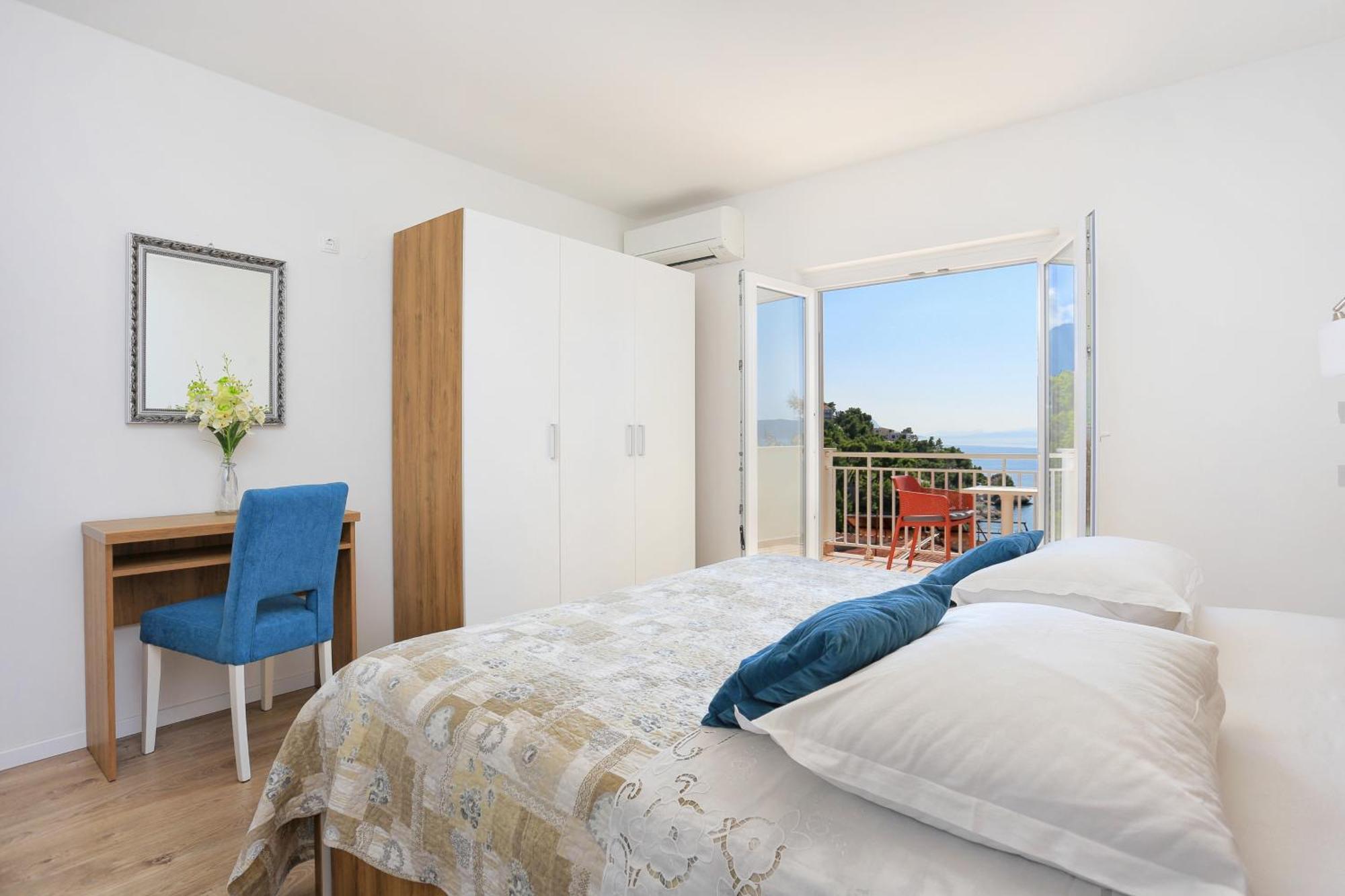 Apartments By The Sea Brela, Makarska - 6688 Rum bild